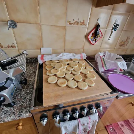 Alojamento de Acomodação e Pequeno-almoço I Bócci Castel dʼAiano